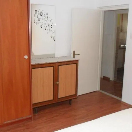 Appartement Ralje *