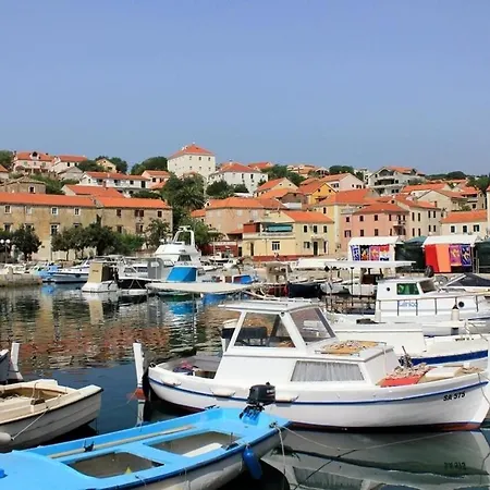 Apartment Ralje Sali