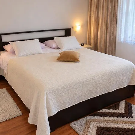 Ralje Apartman Sali